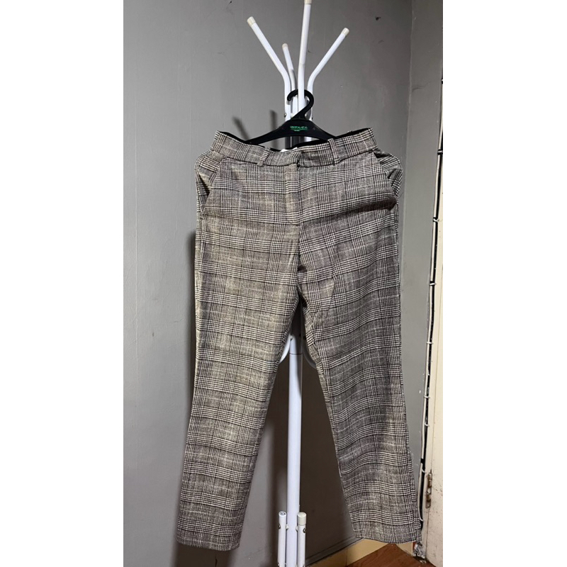 PRELOVED-Celana Tartan H&M
