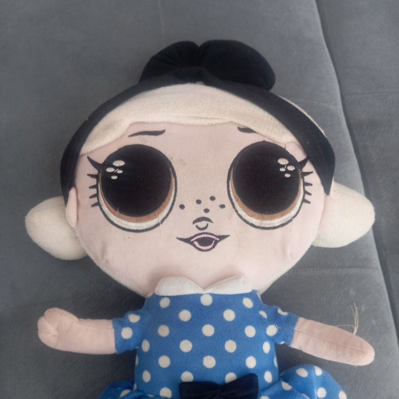 boneka mainan anak kecil