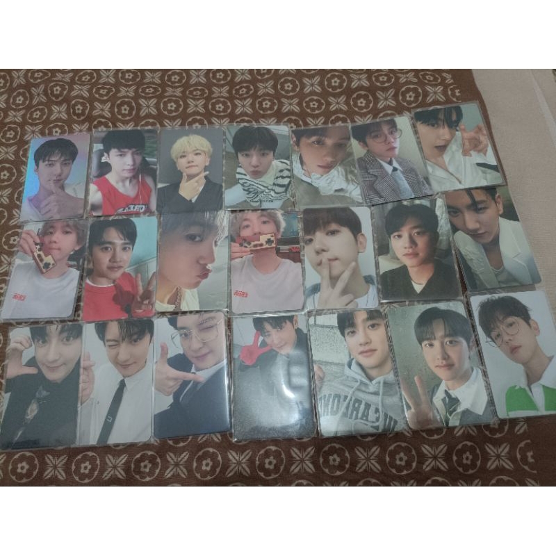 PHOTOCARD (BOOKED)