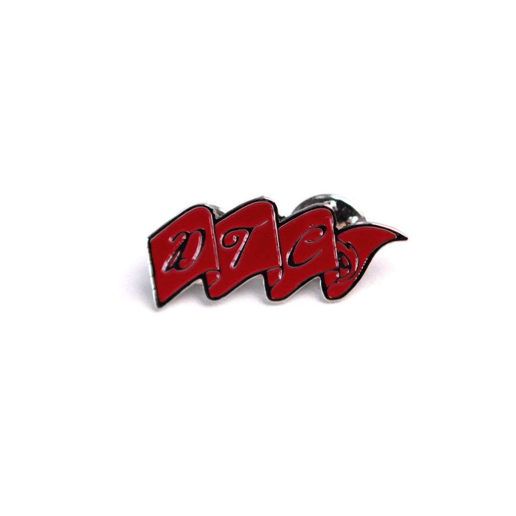 CROOZ | "FLAG" ENAMEL PIN