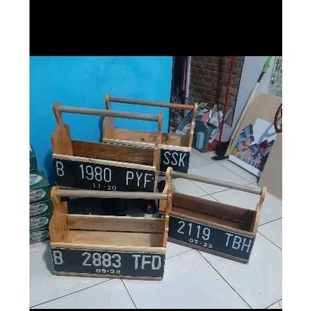 plat nomor storage