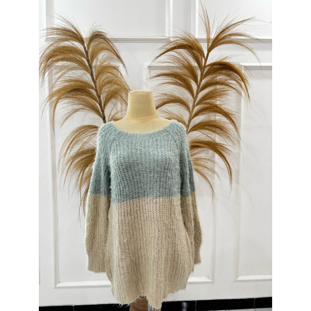 Sweater fuzzy Bulu