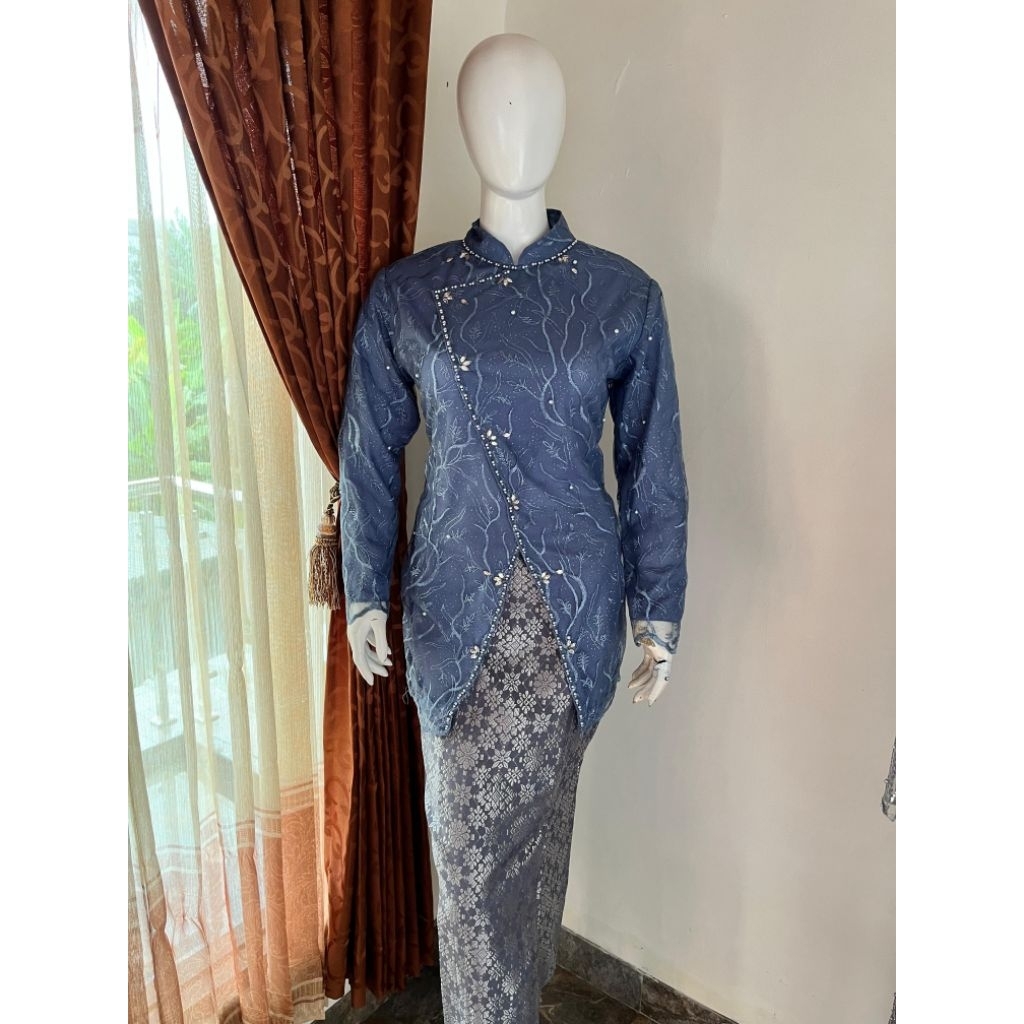 Kebaya N"Cim
