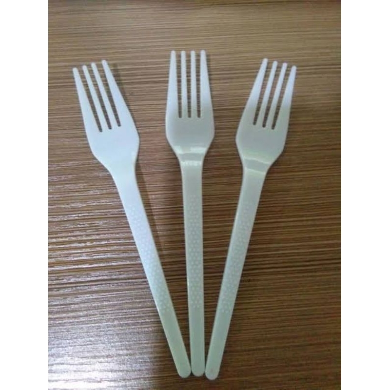 garpu makanan plastik putih