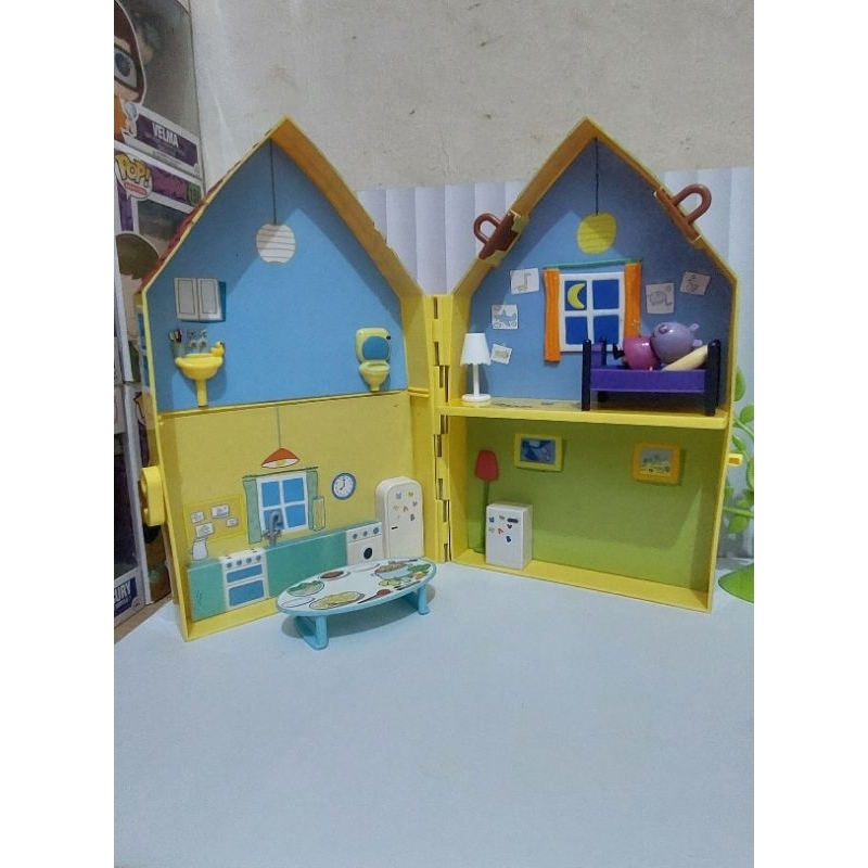 Rumah peppa dan TV