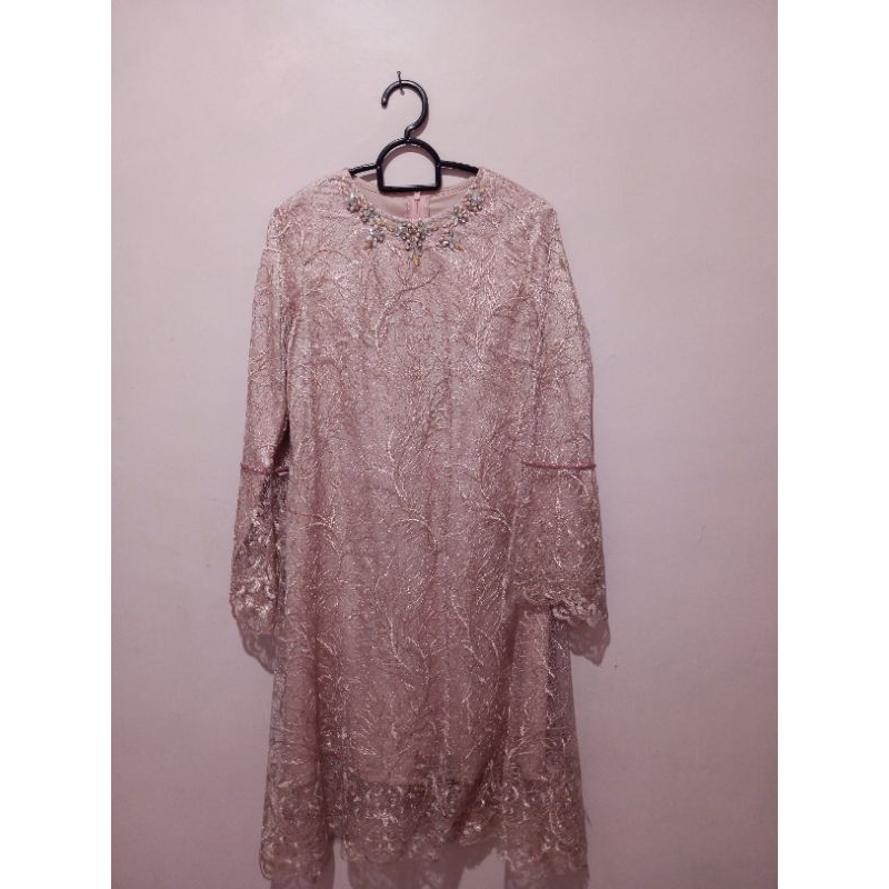 Kebaya Payet Pink
