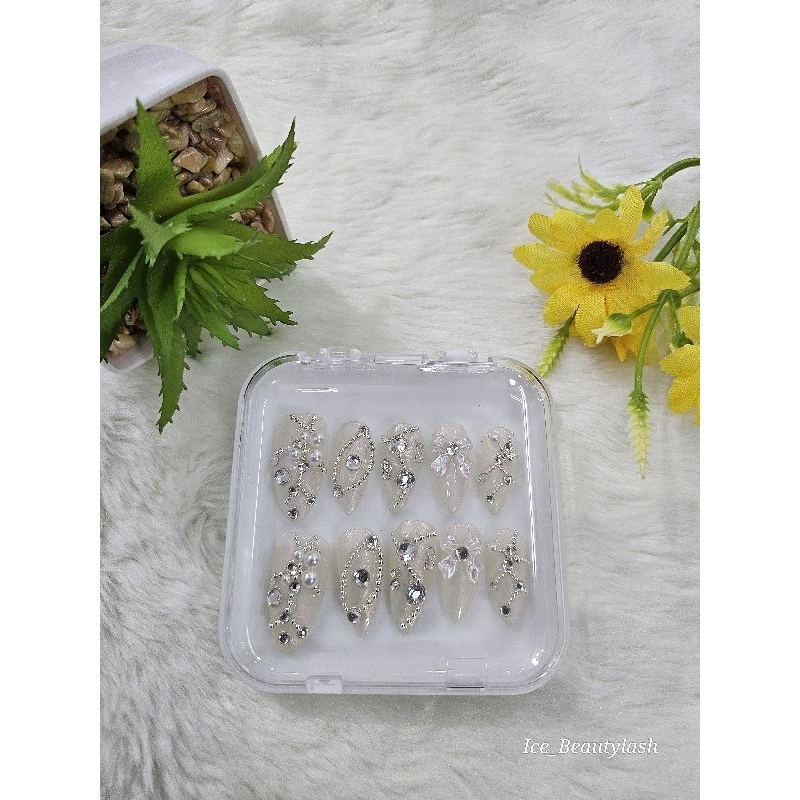 Press On Nails