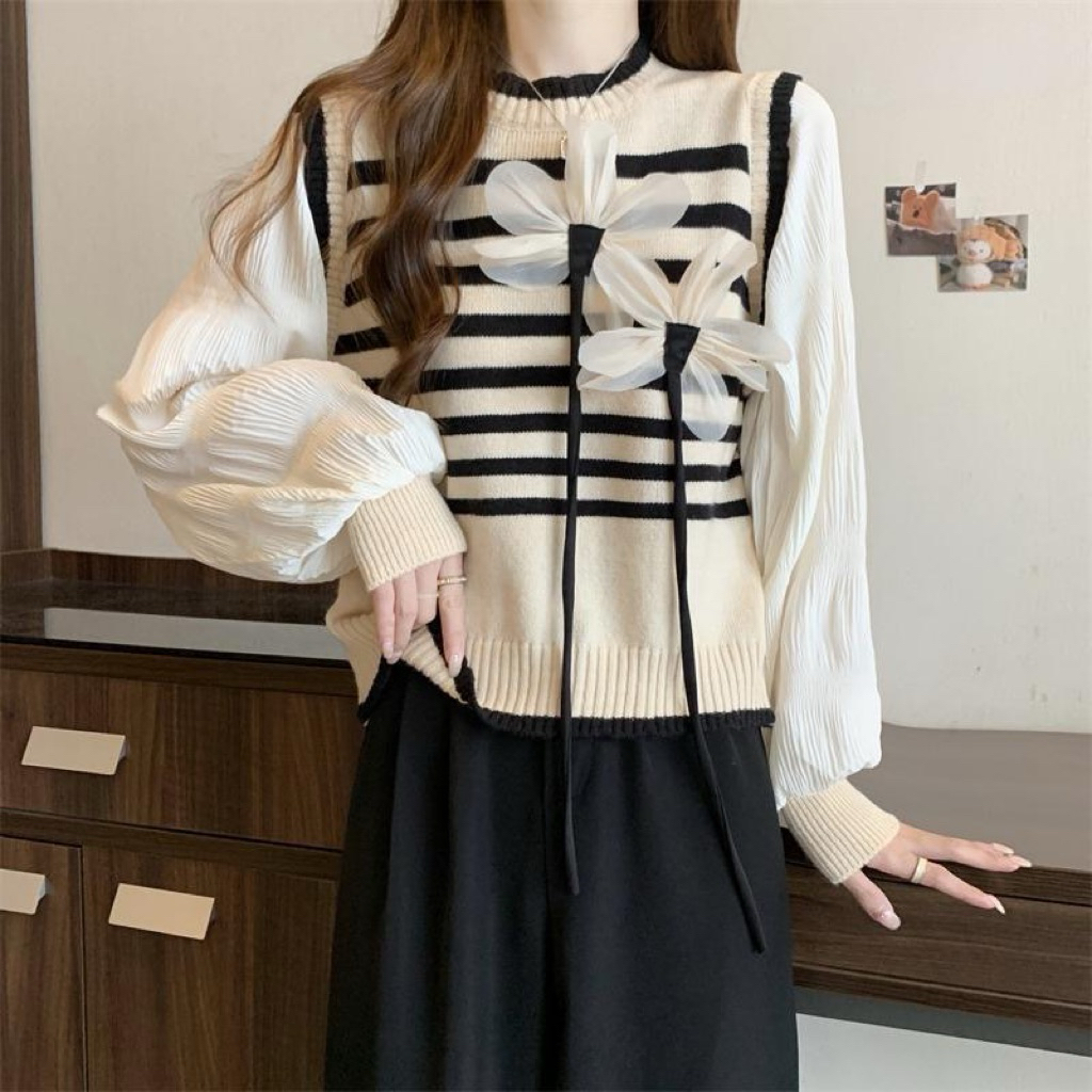 Knit Bunga Salur