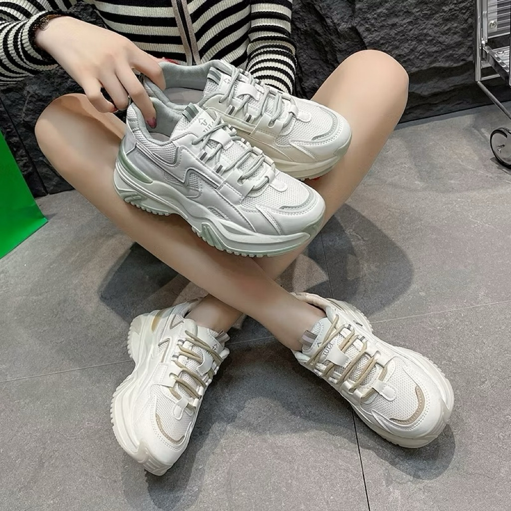 Sepatu Tuta