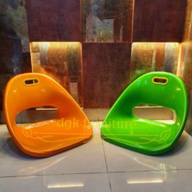 COD KURSI LESEHAN MODELREQUES WARNA