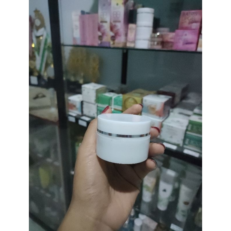 BB cream Sunscreen pot