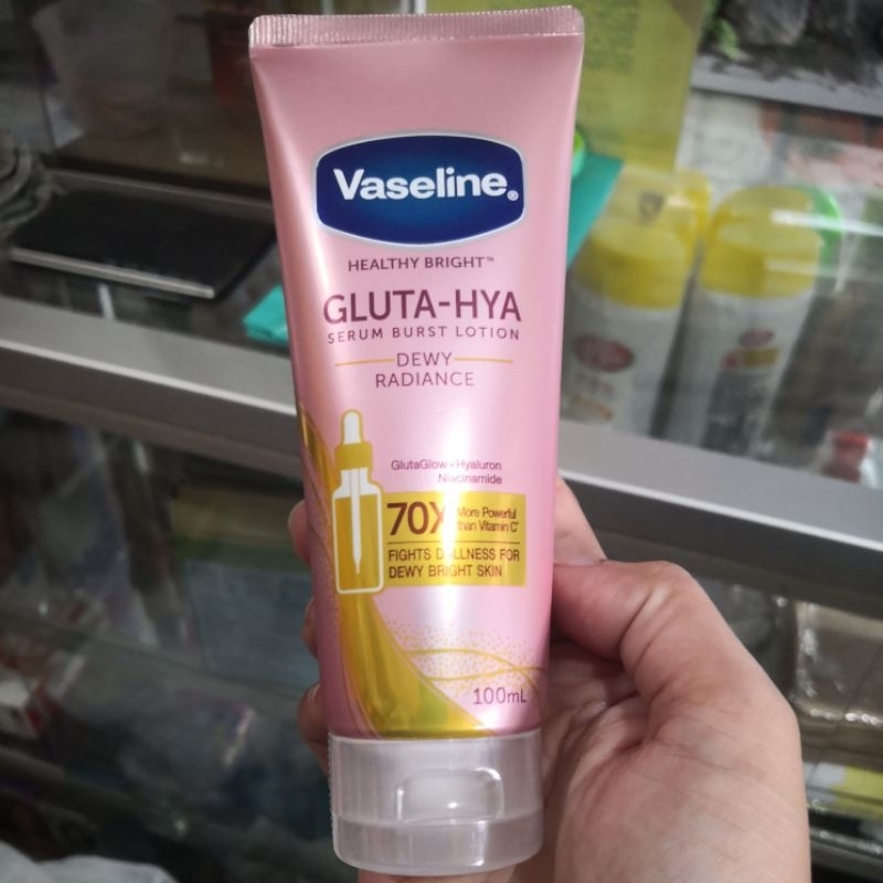 Vaseline Gluta Hya Dewy Radiance