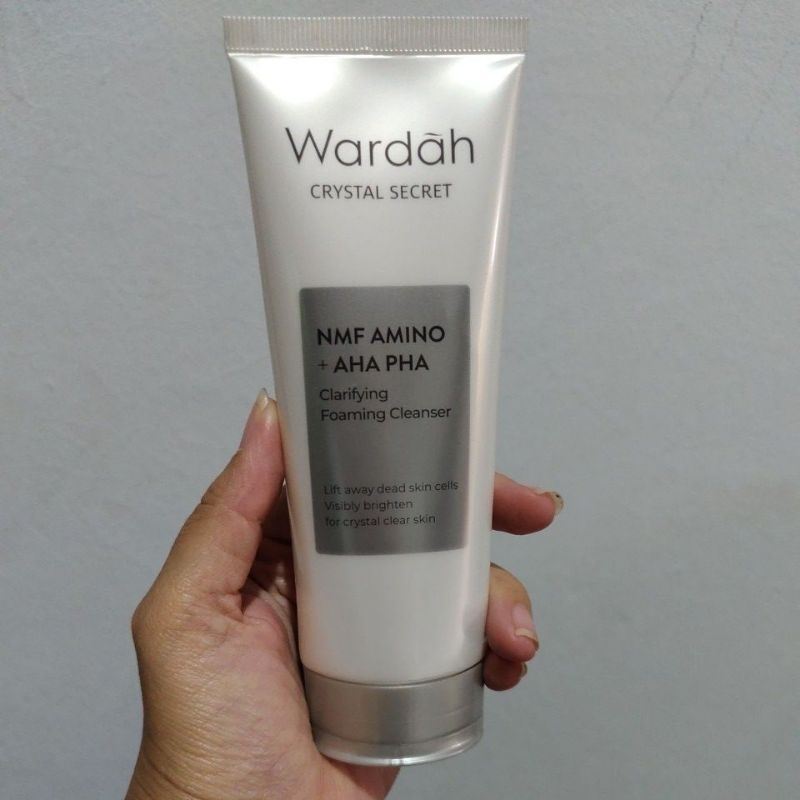 Wardah crystal secret