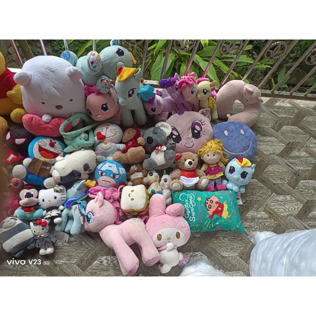Boneka random