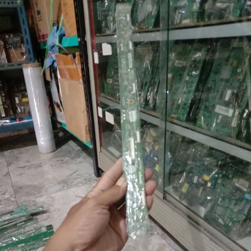 Buffer horizontal TV plasma Samsung Type 43H4000