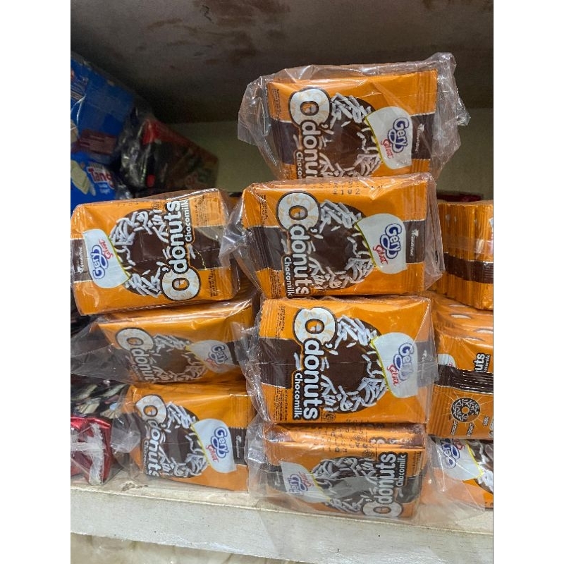 Gery salut donut chocolate
