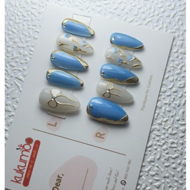 Elegant Blue Cat eye Chrome