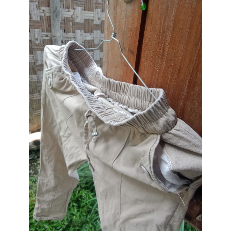 Celana Cream (preloved)