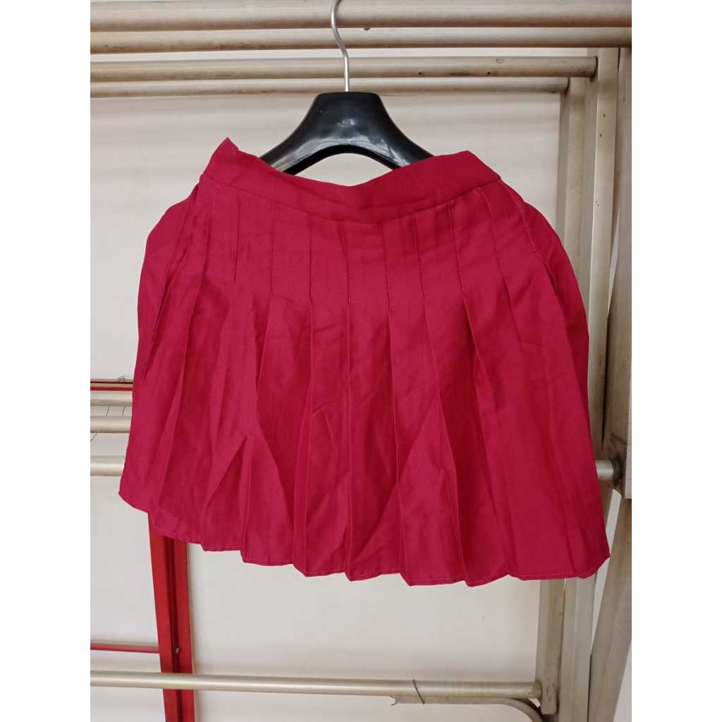 Preloved Rok Maroon
