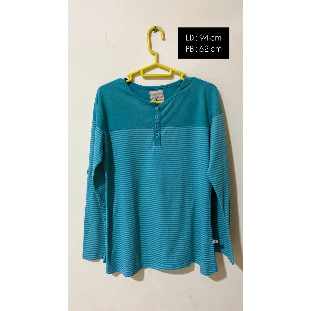 Kaos Stripe Tosca