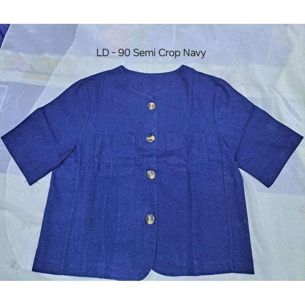 Semi crop navy