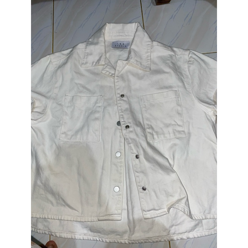 white denim top outer