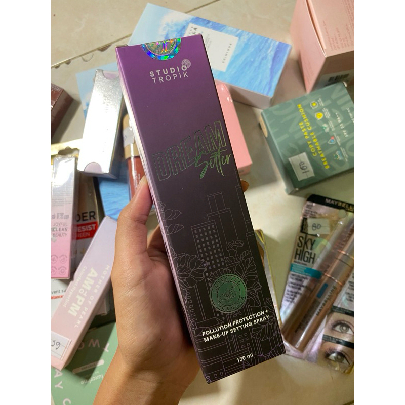 setting spray studio tropik 130ml (NEW)