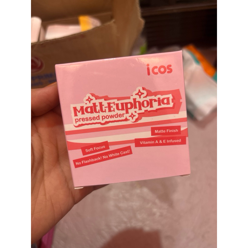 Icos Matte-Euphoria pressed Powder