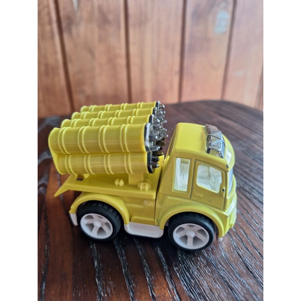 mainan truk anak