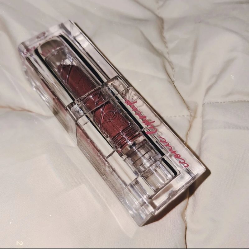 ( preloved ) KLT ICONIC LIPSCUP