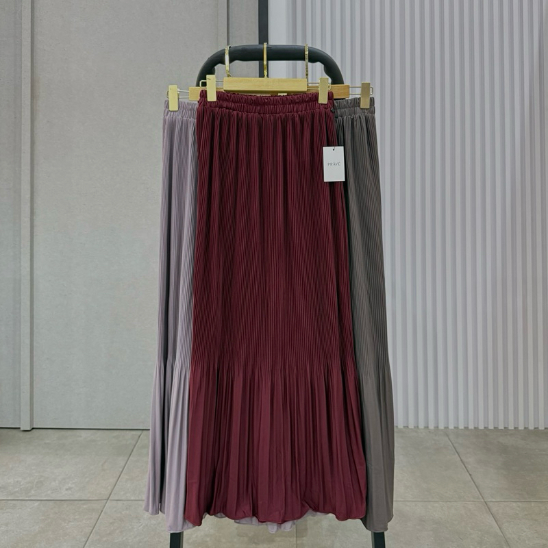 ARAMA PLEATED SKIRT
