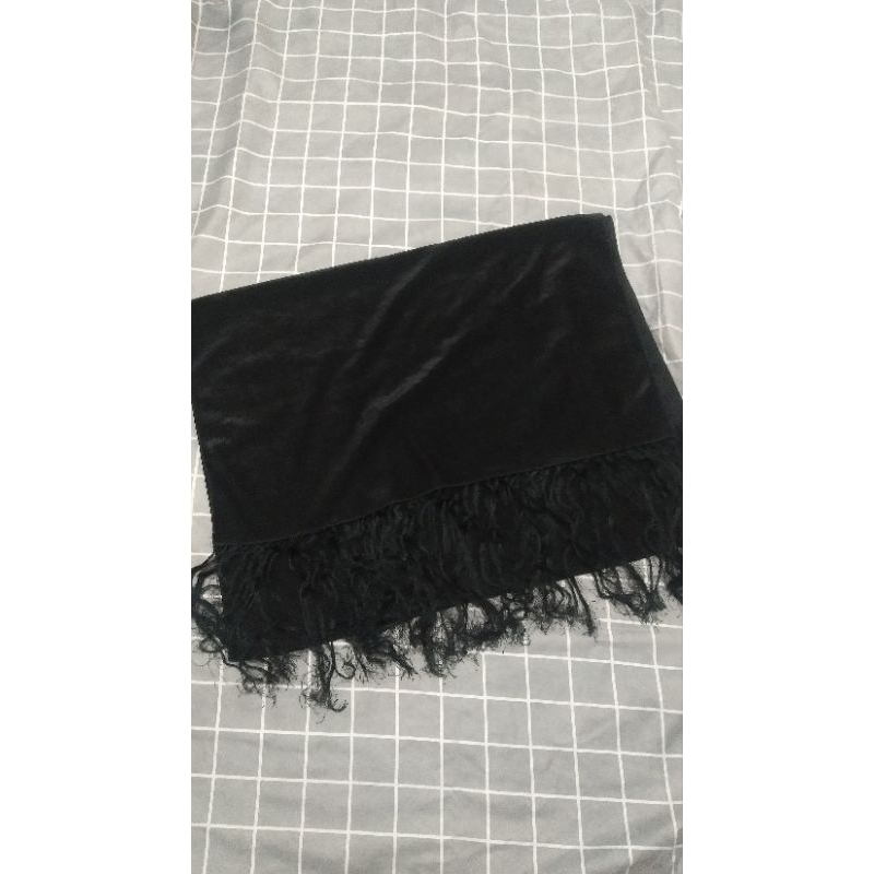 PRELOVED LIKE NEW SELENDANG