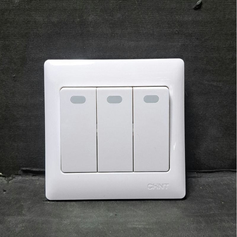 Saklar triple CHINT M7 - WHITE