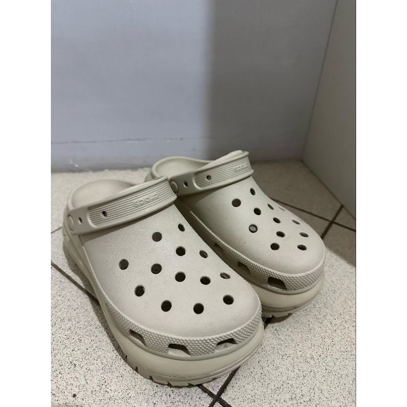 PRELOVED CROCS MEGA CRUSH BONE (baca deskripsi)