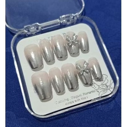 press on nail custom