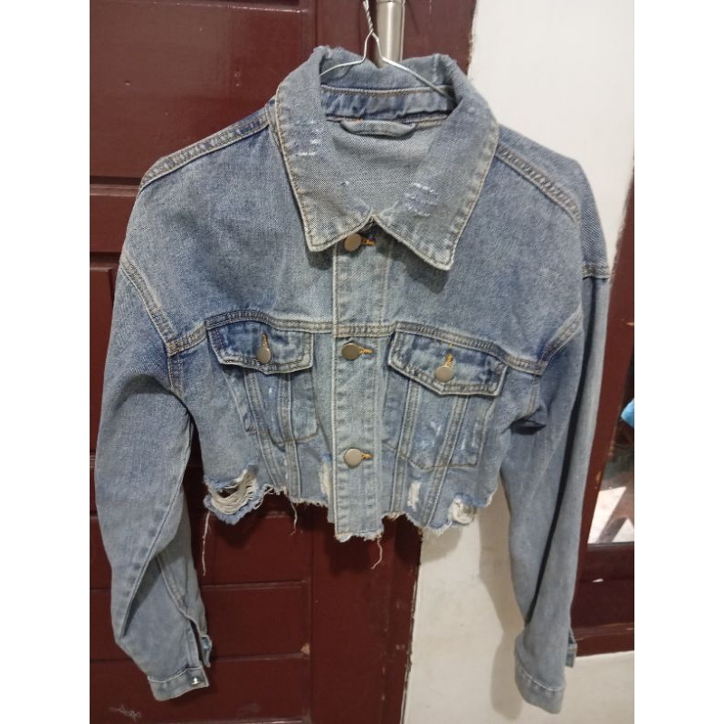 Jaket crop robek robek