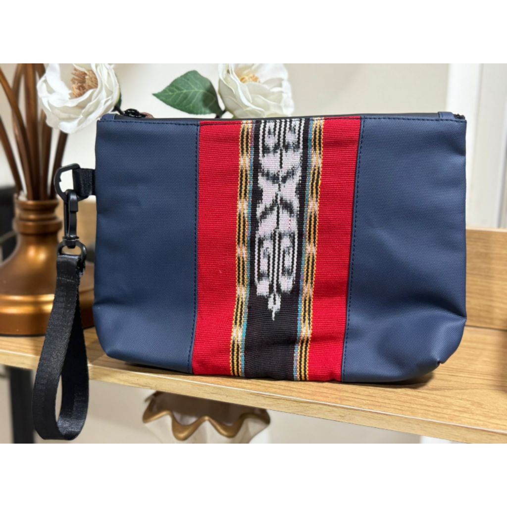 Handbag tenun