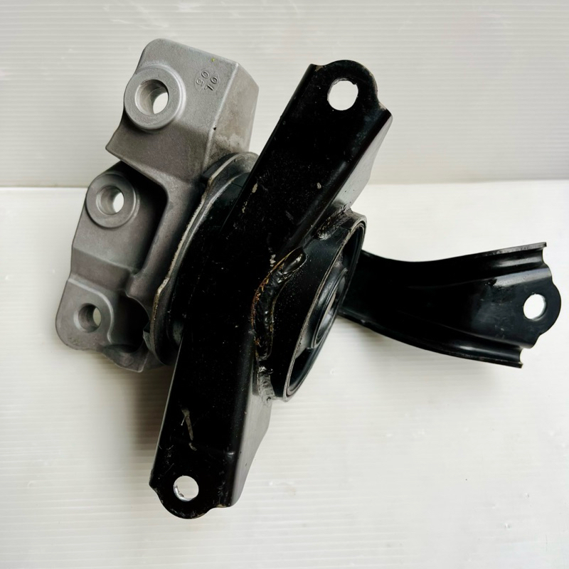 Engine Mounting Kiri Mitsubishi X-Force
