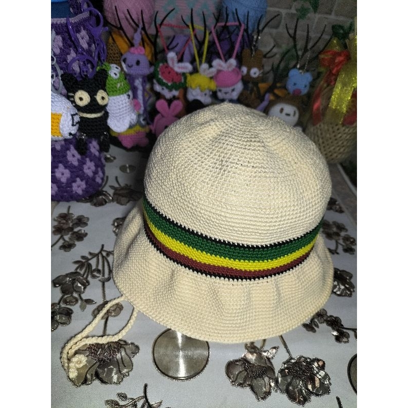 topi rajut