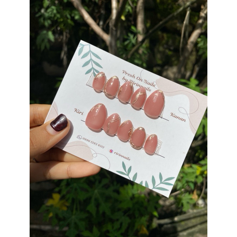 PRESS ON NAILS BY RIRINNAILS 05