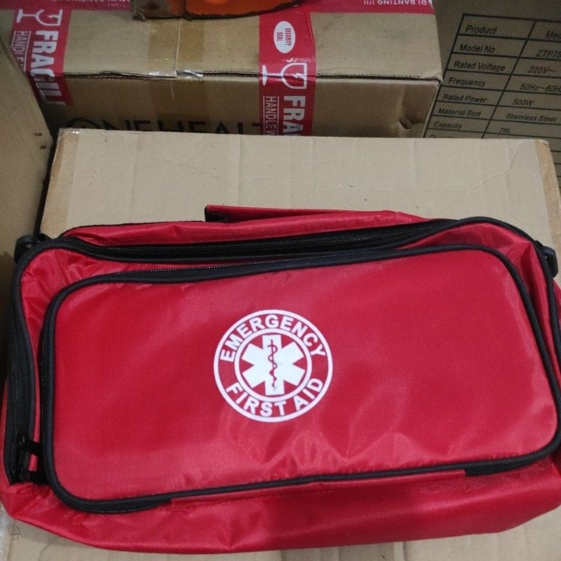 Tas p3k slempang