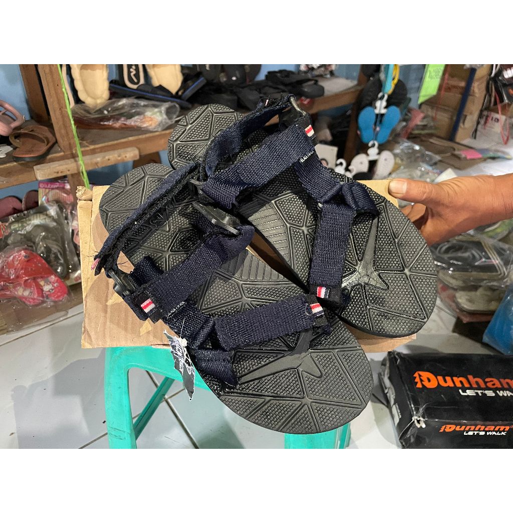 Sandal BLACK TRACK