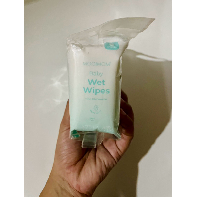 MOOIMOM- Wet Wipes Tissue Basah