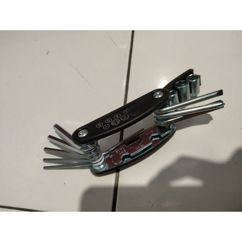 Kunci set sepeda 16in1
