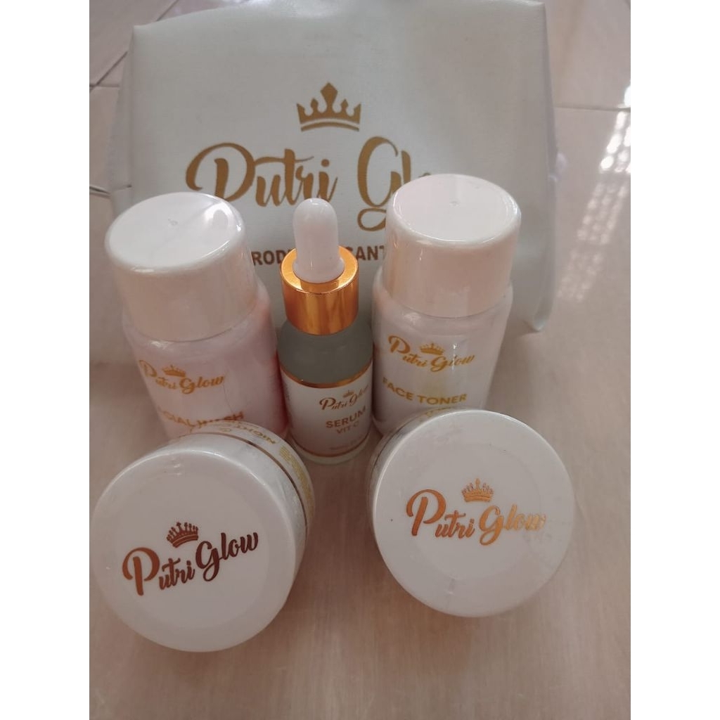 PUTRI GLOW FLEK