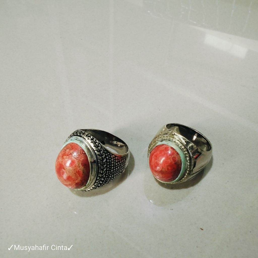 Cincin batu red Marjan