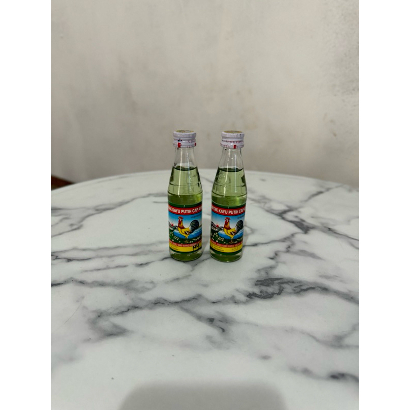 Minyak kayu putih cap ayam
