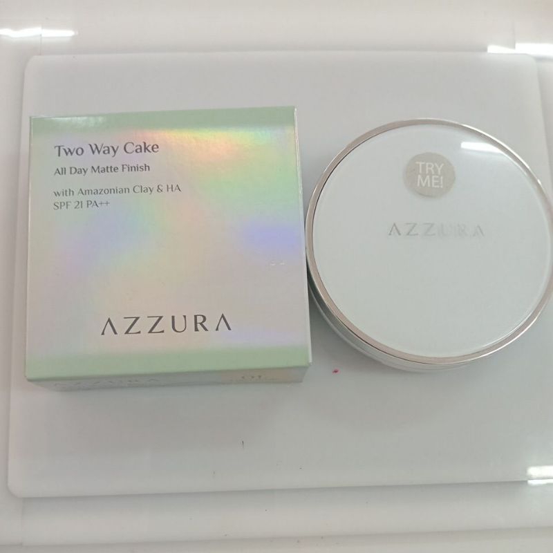 Azzura two way cake