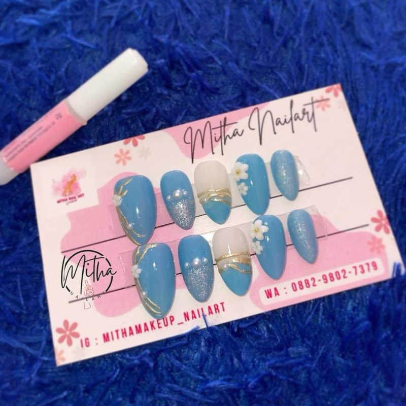 press on nail biru
