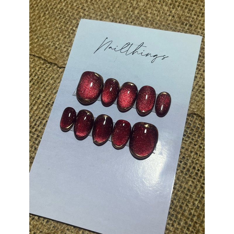 red cat eye